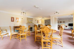 RESIDENTS LOUNGE- click for photo gallery